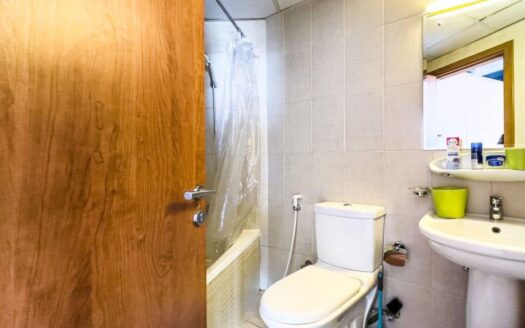 Affordable 1-Bedroom Apartment in Lakeside Tower D | Lake View | AED 600K